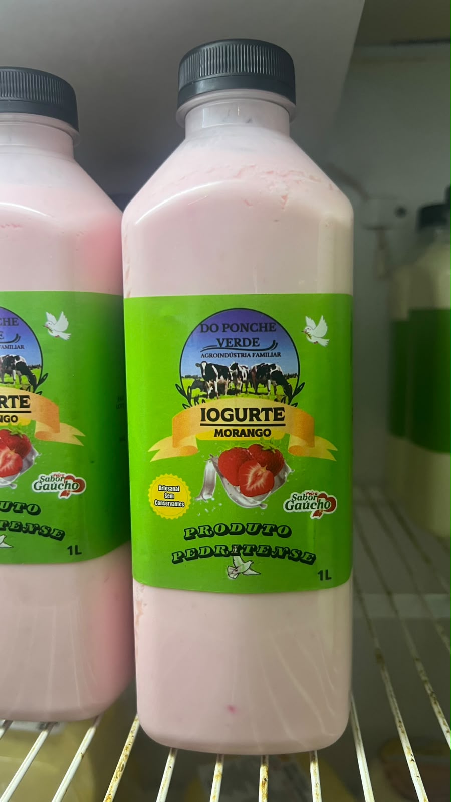 Iogurte Natural do Ponche Verde morango 1L